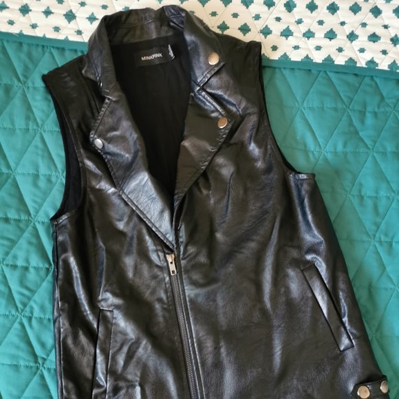 MINKPINK Vegan Leather Vest - Picture 1 of 3